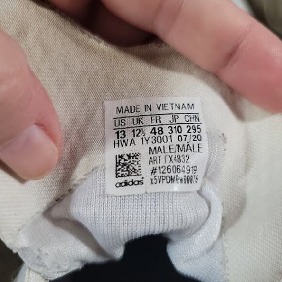 Adidas - Response super running- Size 13 - Picture 5 of 5